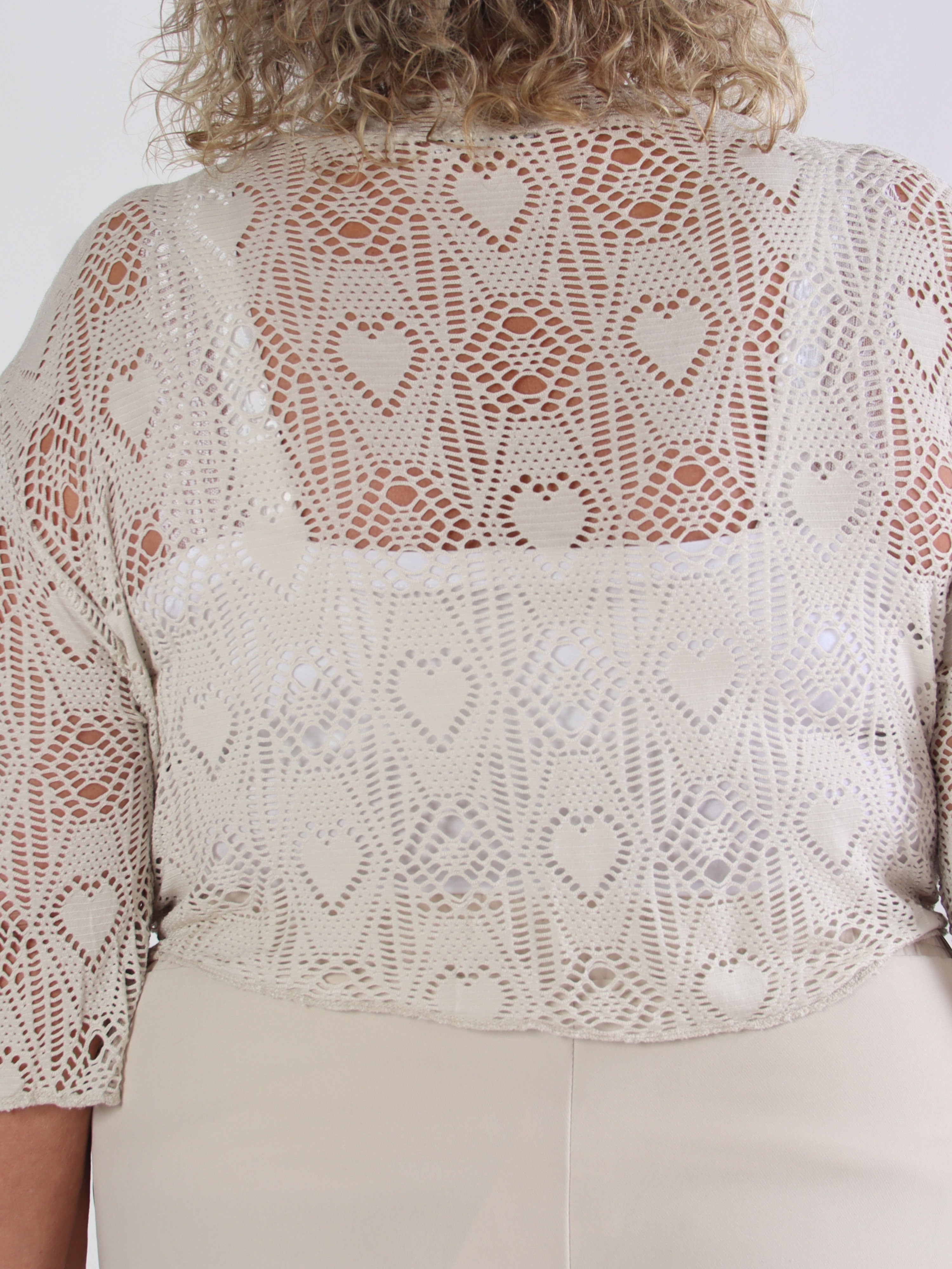Elly - Let plus size cardigan i viskose med hulmønster